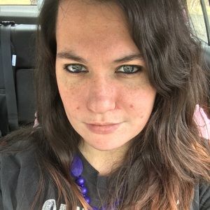 Meet your Posher, Melony